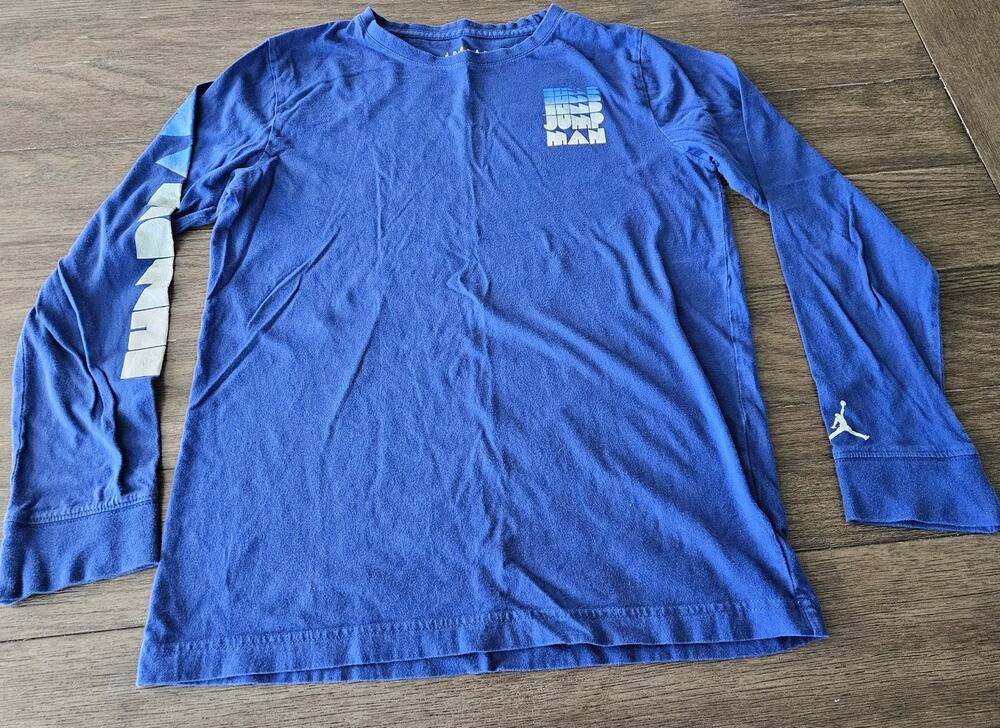 Boys Jump Man Jordan Long Sleeve T-Shirt Size XL ages 13-15 Royal Blue